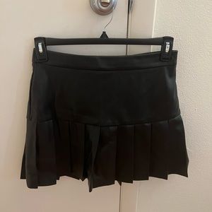 Bar III skirt. New